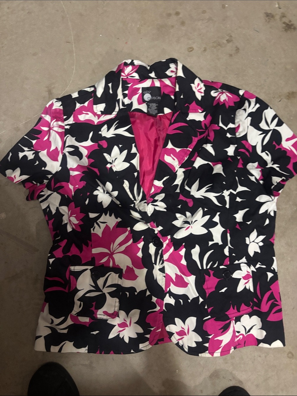 Crown & Ivy Floral Short-Sleeve Blazer - Black, Magenta & White